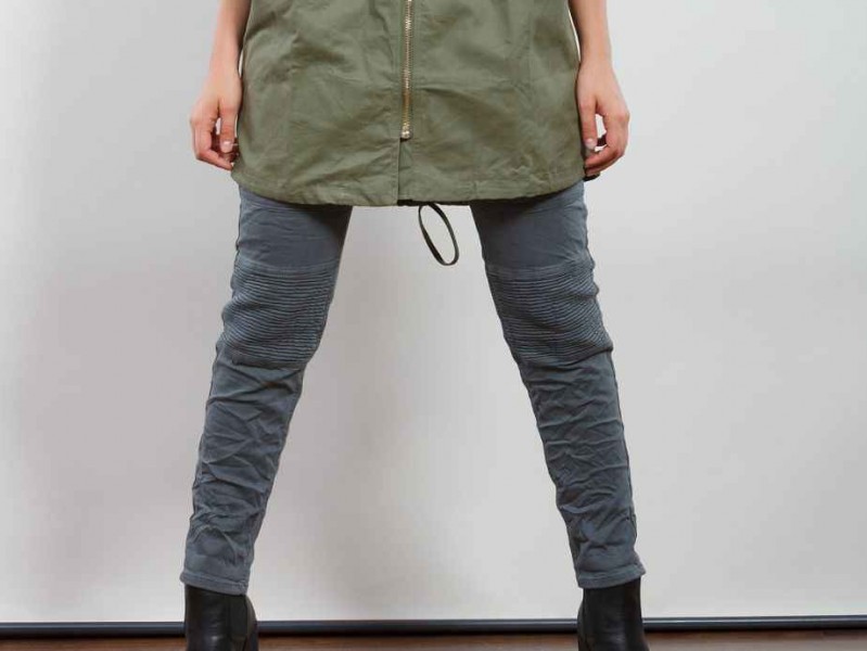 哈伦裤上衣搭配全攻略：穿出你的个性范儿