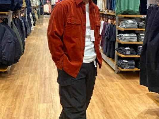 胖男人穿搭逆袭：大码男装新哲学，身材缺陷秒变时尚亮点