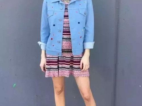 解锁牛仔连衣裙的万能外套搭配公式