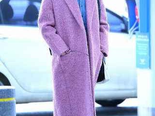 紫色外套裤子搭配全攻略 穿出高级感就这么简单