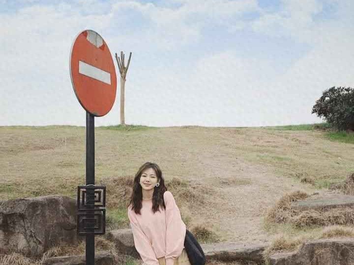 气质女人穿衣搭配：十款洋气百搭减龄穿搭指南