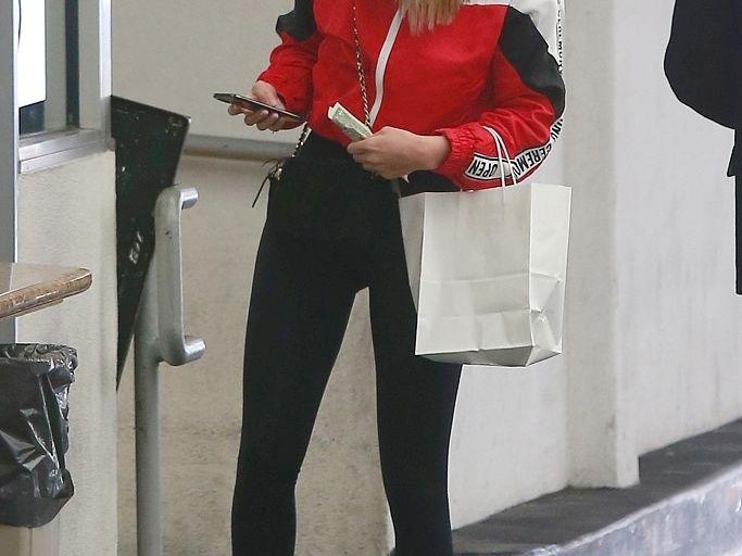 运动衣搭配裤子全攻略 穿出潮流感不再像去健身房