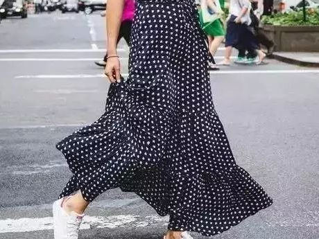 裙子搭鞋子，穿出你的范儿