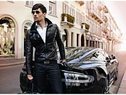 探寻VJC品牌打破常规的时尚哲学