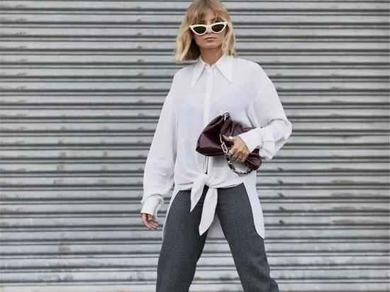 灰色上衣配啥裤子最出彩 看完这篇不用再犯愁