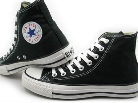 黑色匡威配裤子全攻略 穿出你的风格范儿