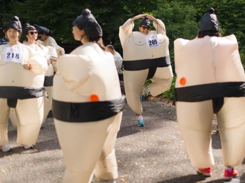 长跑穿搭指南：告别黏腻闷热，这样穿才跑得爽