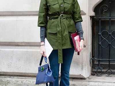 深蓝色衣服搭配裤子颜色秘诀大公开