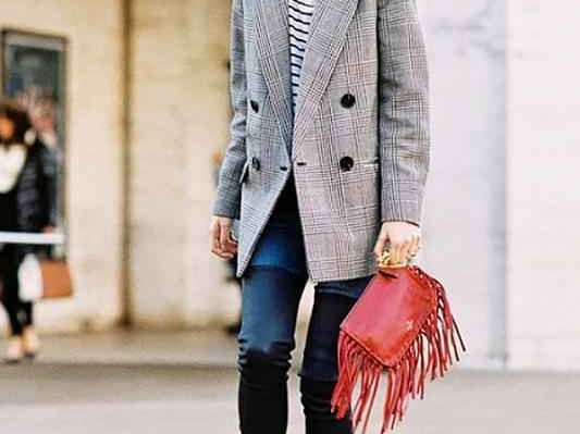 一双对味的皮靴搭裤子 整个秋冬的时髦就稳了