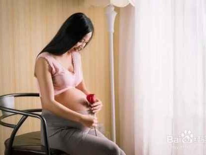 准妈妈穿搭宝典 轻松应对孕期时尚挑战