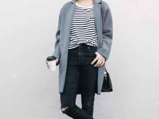条纹衫配外套 穿出风格不撞衫